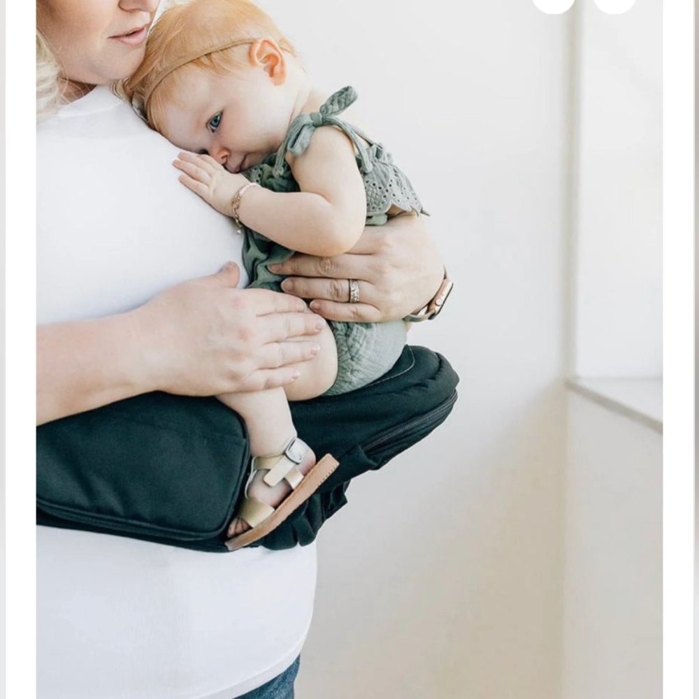 Tushbaby Hip Carrier